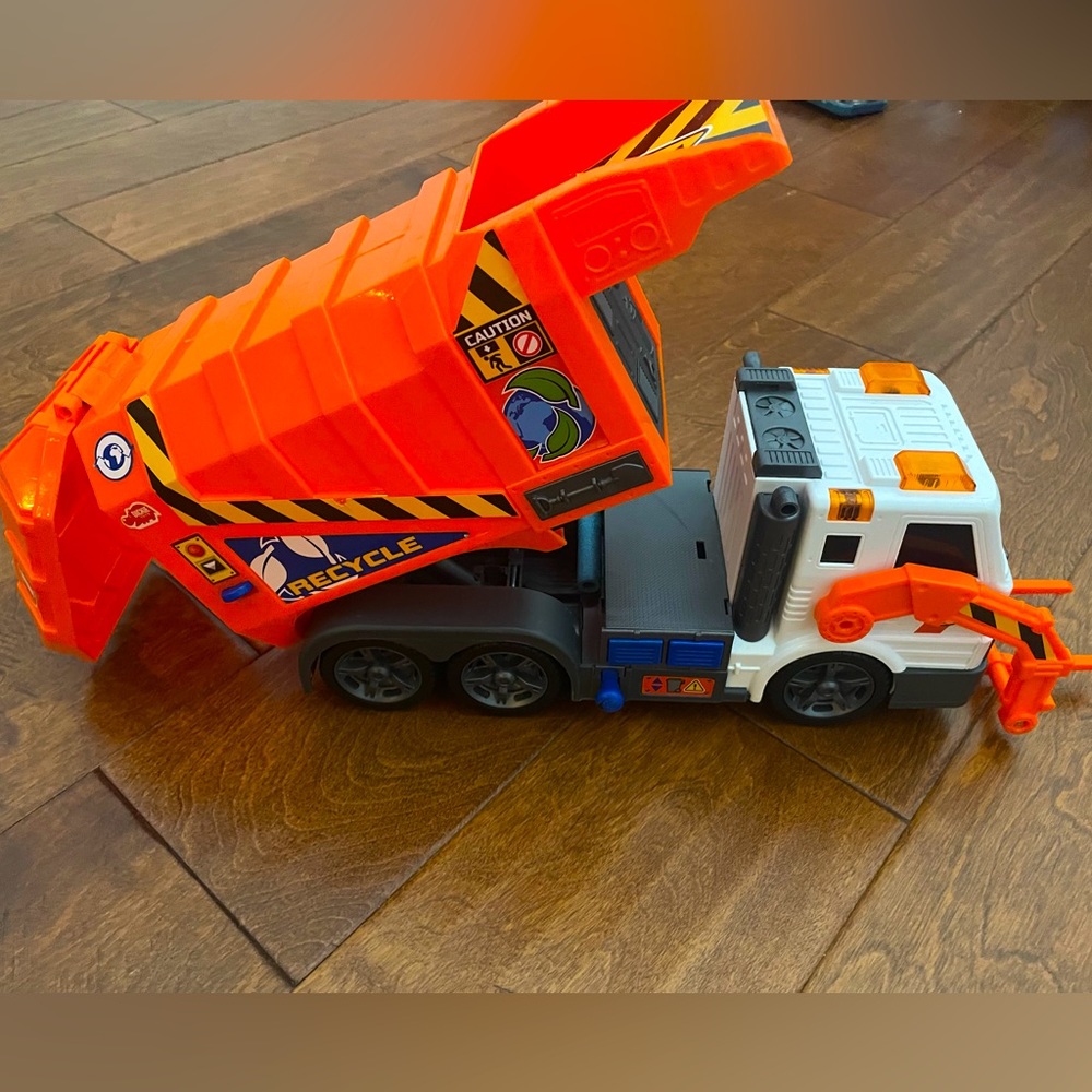 Jumbo Recycle Toy Truck